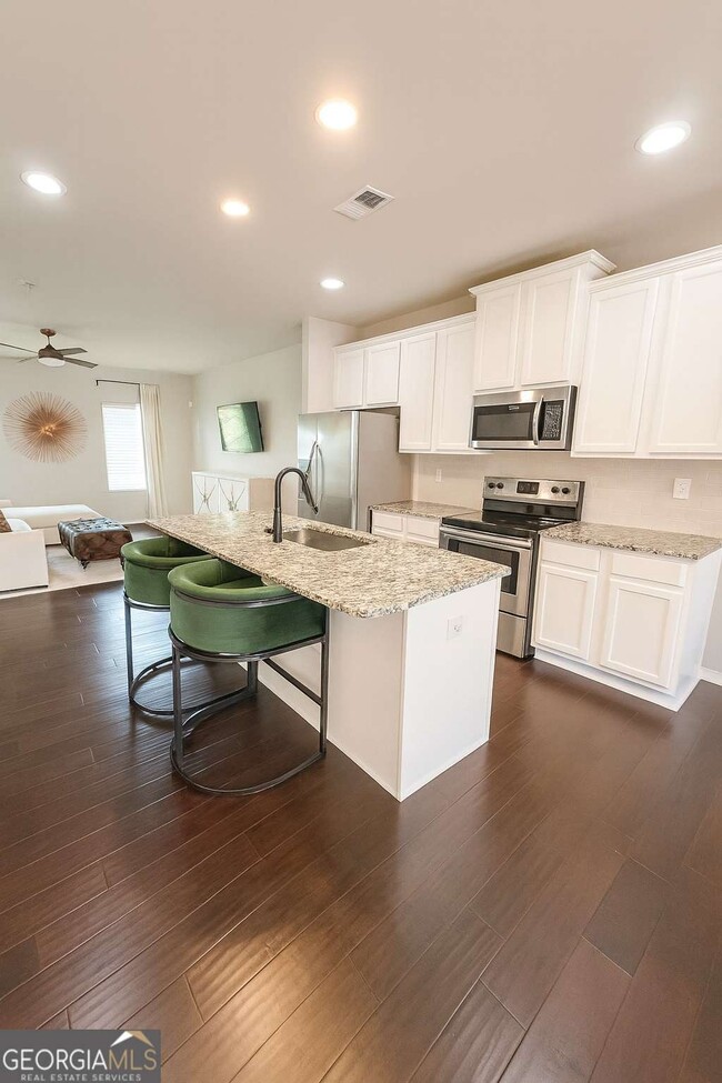 Building Photo - 3841 Equity Ln