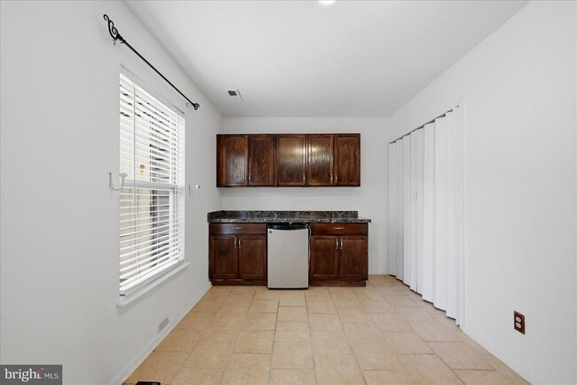Building Photo - 5129 Dominion Dr