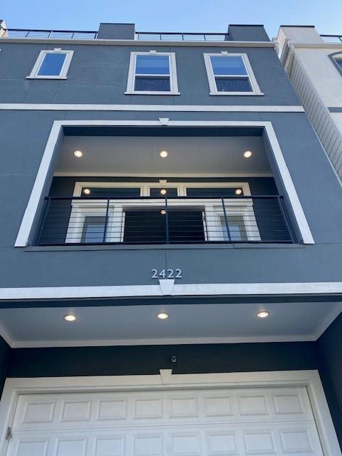 Building Photo - 2422 Hadley St