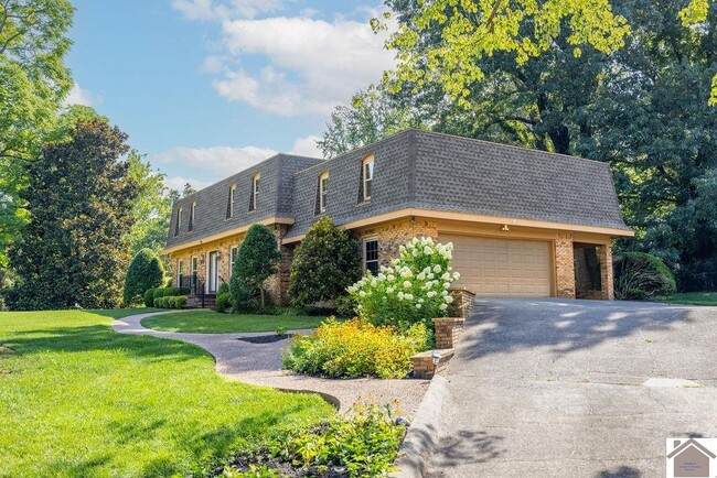 Building Photo - 51 Martin Cir