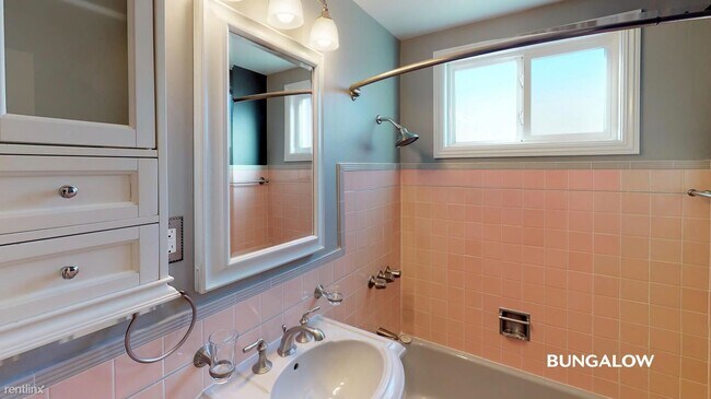 Building Photo - 35 Skyview Way