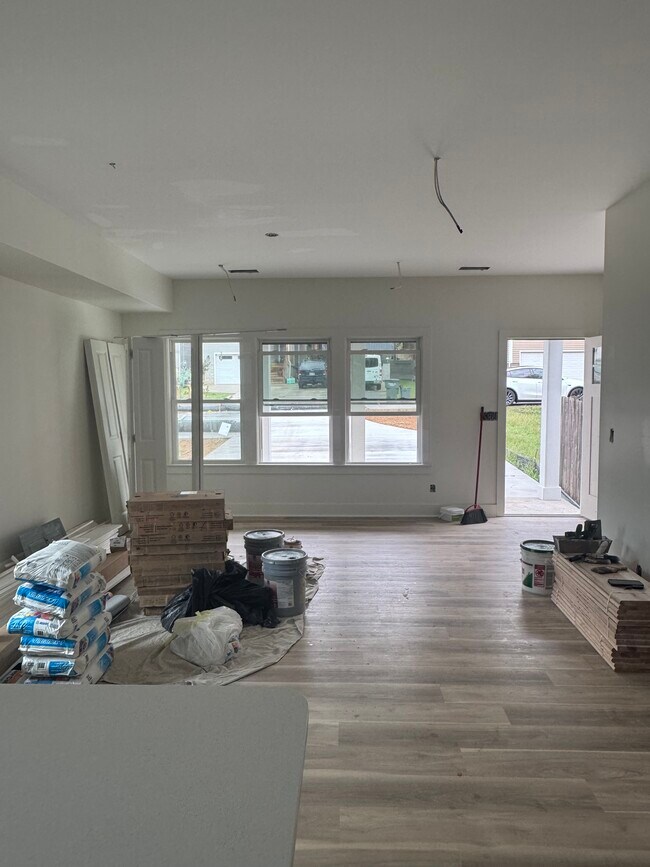 Building Photo - 4018 Cumberland Ave