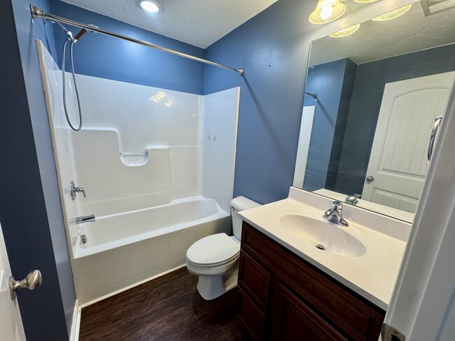 Building Photo - 119 McGowan Ave