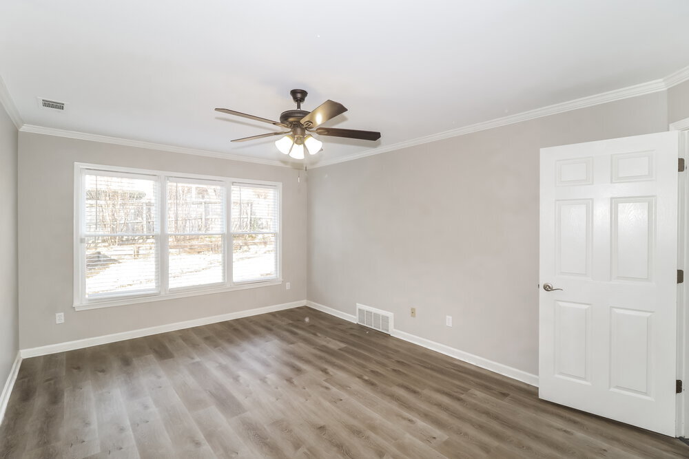 Building Photo - 8690 Sandy Hill Cove E