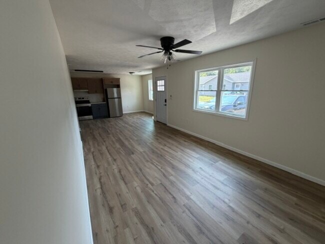 Building Photo - 713 N 34th St