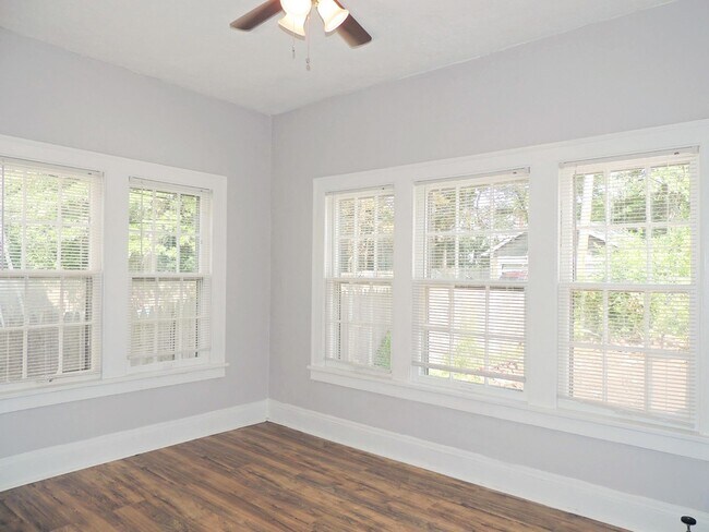 Building Photo - 3238 Euclid Heights Blvd