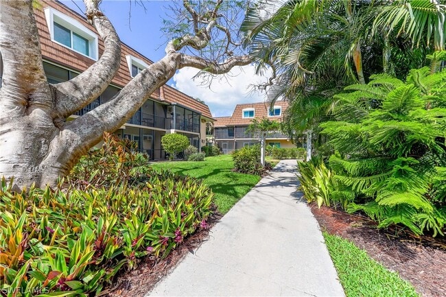 Building Photo - 87 N Collier Blvd