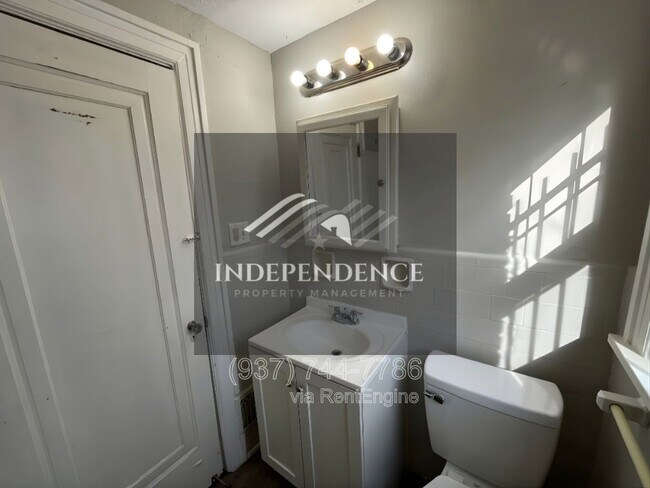 Building Photo - 420 Delaware Ave