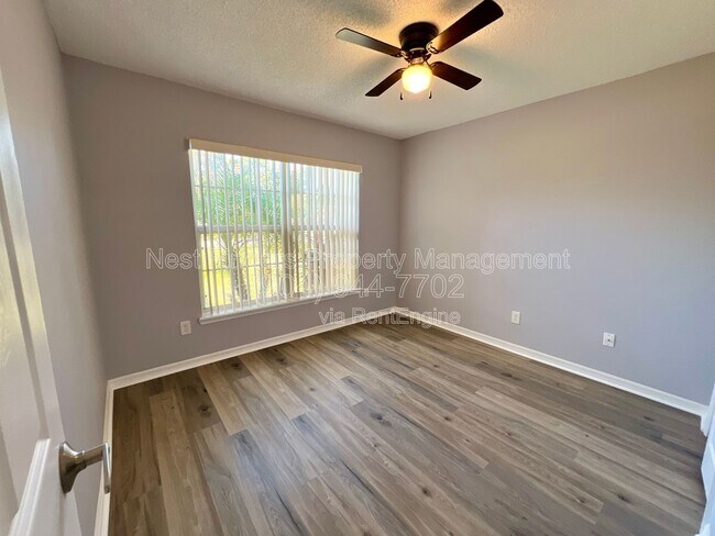 Building Photo - 2669 Lantana Lakes Dr E