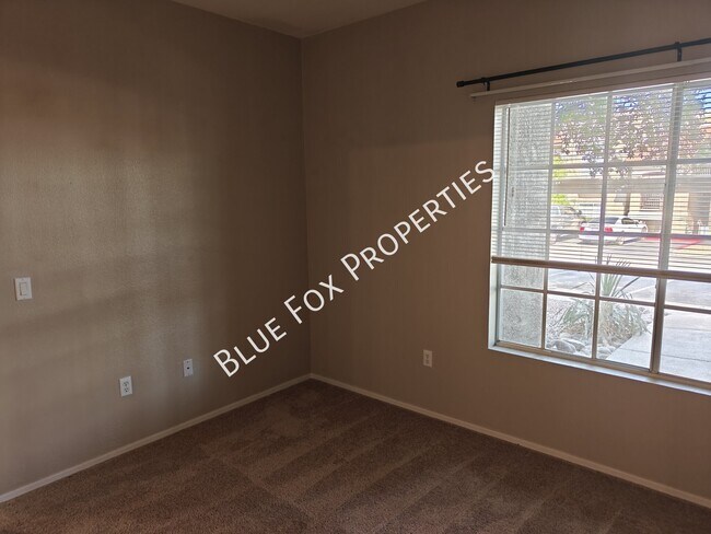 Building Photo - 1500 E Pusch Wilderness Dr