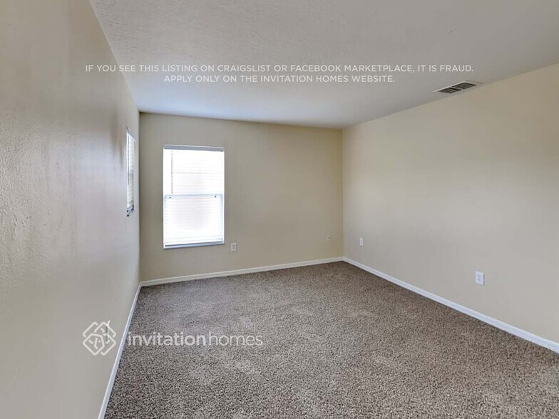 Building Photo - 9640 Simeon Dr