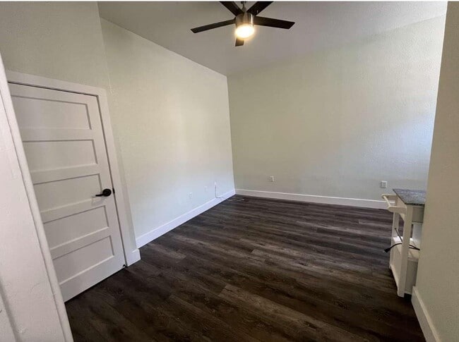 Interior Photo - 732 E. Santa Clara St.
