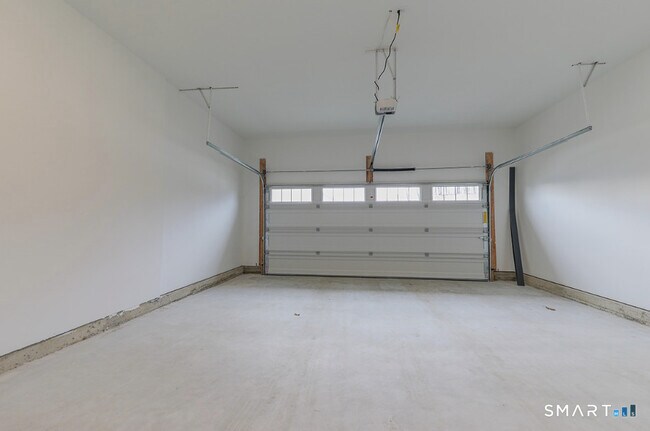 Building Photo - 35 Lookout Rdg