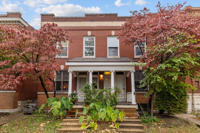 Building Photo - 2819 Shenandoah Ave