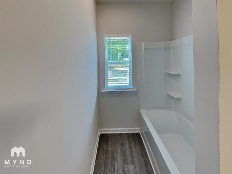 Building Photo - 7130 Amberhouse Dr