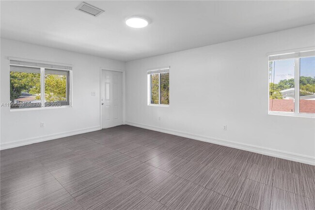 Building Photo - 2132 NW 47th St