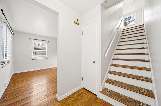 Building Photo - 532 N Drexel Ave