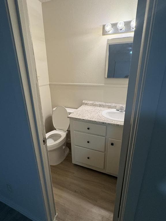 Building Photo - 805 Pershing Ave