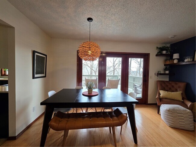 Building Photo - 11 Folkingham Ln