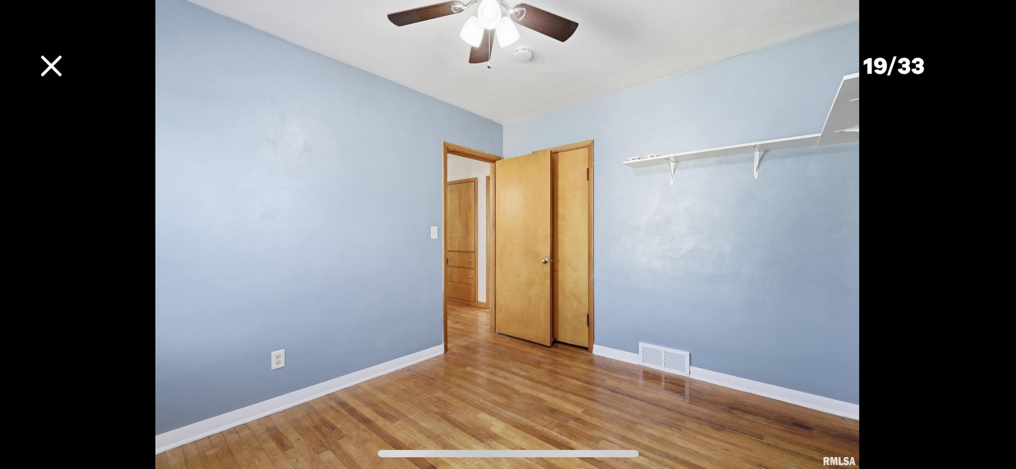 Building Photo - 1243 E Dover Ct