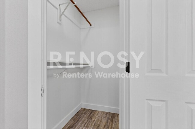 Building Photo - Complete Refreshed Move In Ready in Rowlett