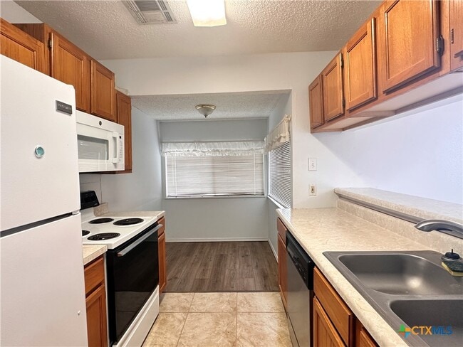 Building Photo - 158 Stockmen Ln