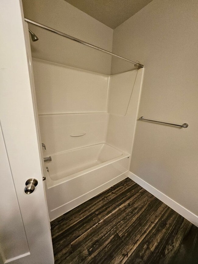 Building Photo - Gillespie