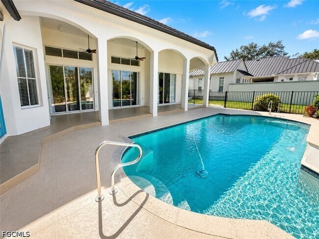 Building Photo - 10020 Magnolia Pointe Ct