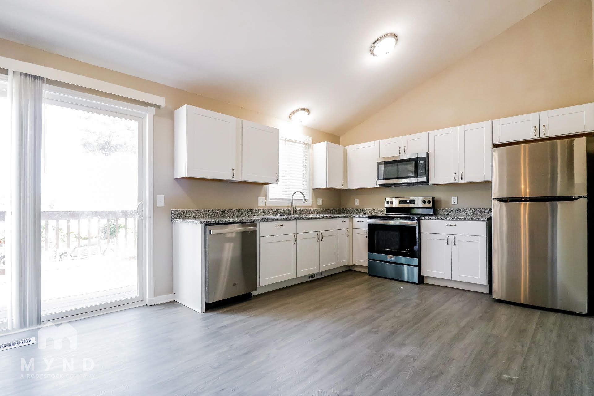 Building Photo - 5888 W Cilma Dr