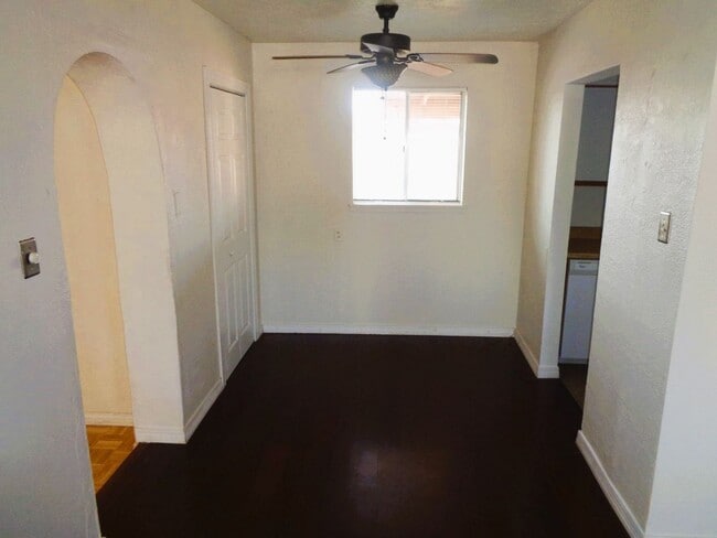 Building Photo - 5120 Antonio Ave