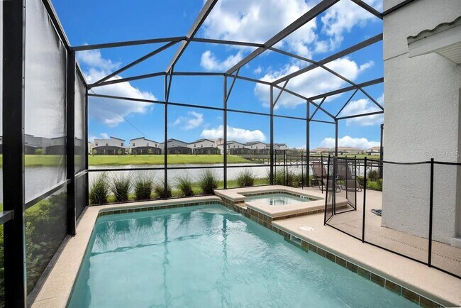 Building Photo - 4769 Kings Castle Cir