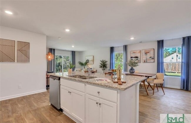 Building Photo - 477 Coconut Dr