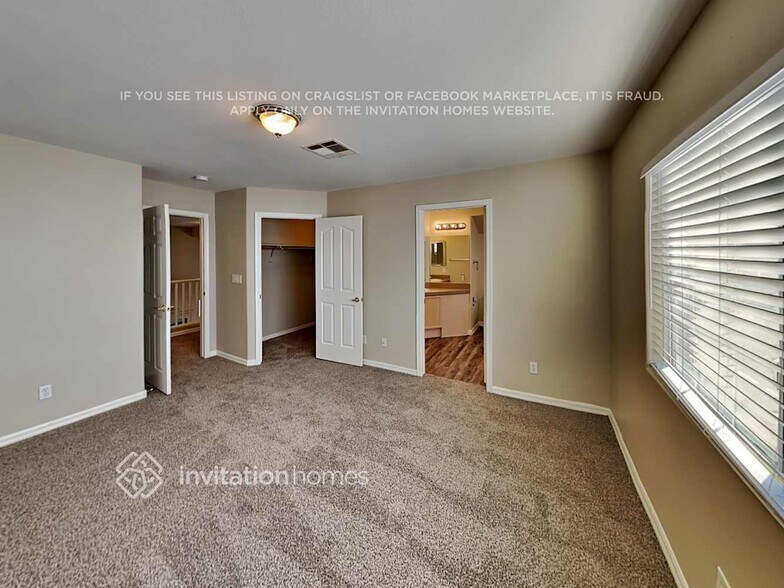 Building Photo - 9148 Sangria Ln