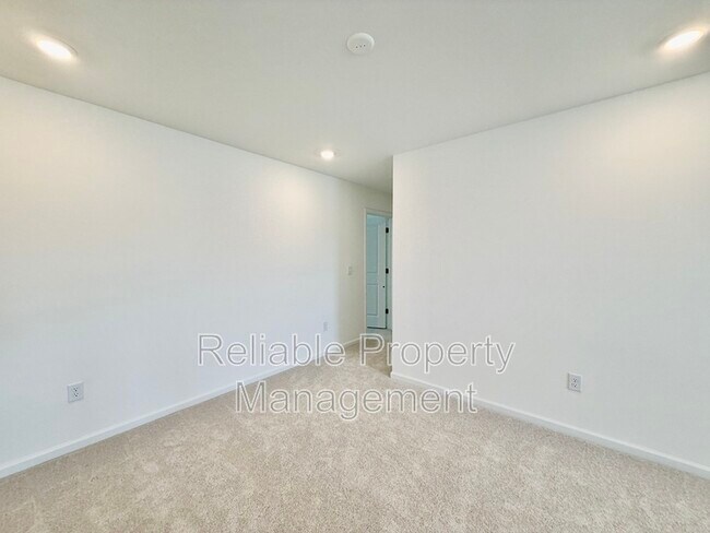 Building Photo - 354 Beachcomber Dr