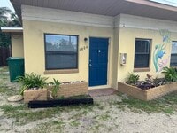 Building Photo - 1604 S Miramar Ave