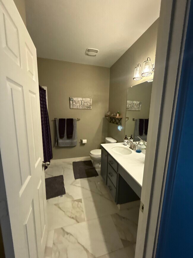 Primary Photo - 6136 Mantalcino Dr
