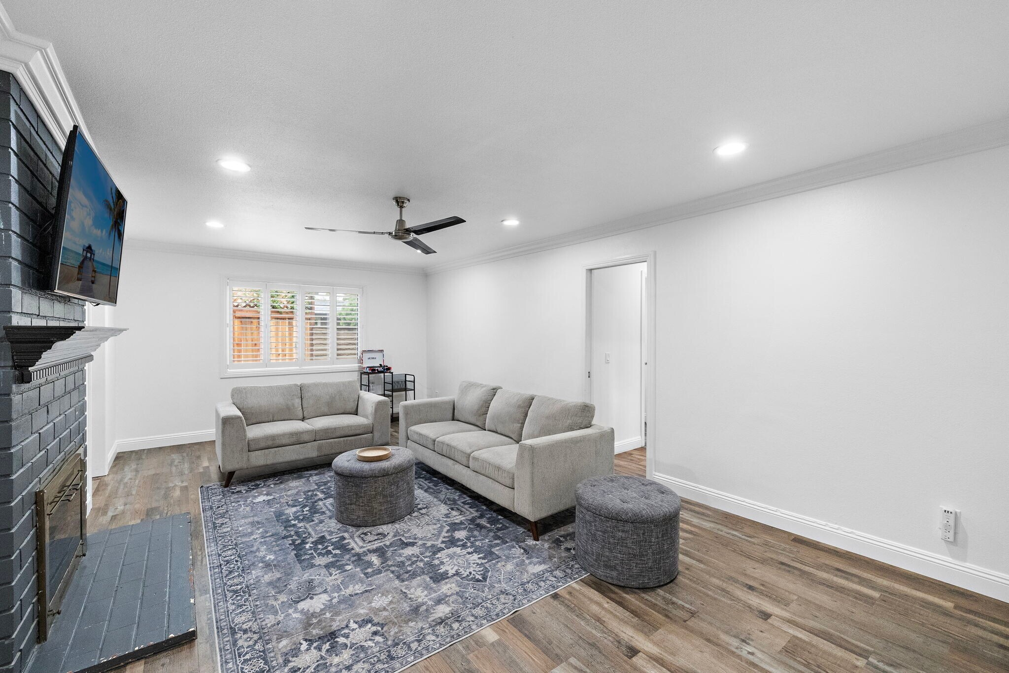 Building Photo - 1581 Baker St