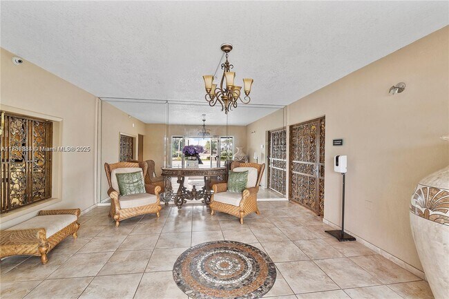 Building Photo - 1401 S Ocean Dr