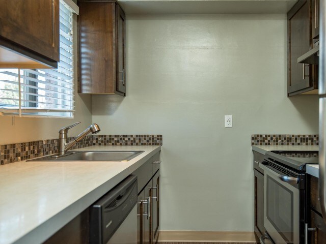 Building Photo - 295 3rd St