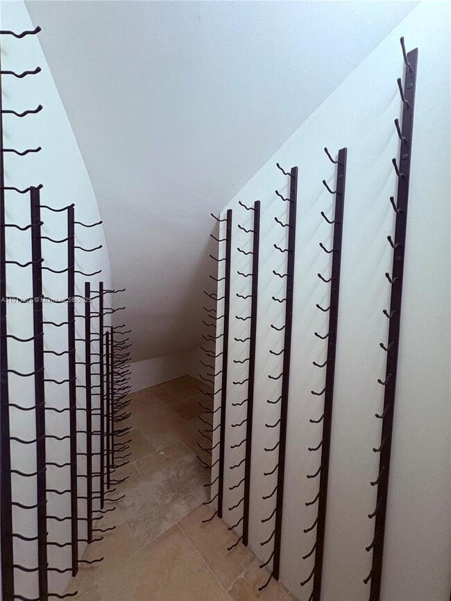 Building Photo - 959 Eve St