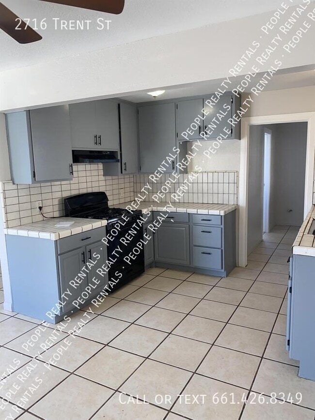 Building Photo - 2716 Trent St