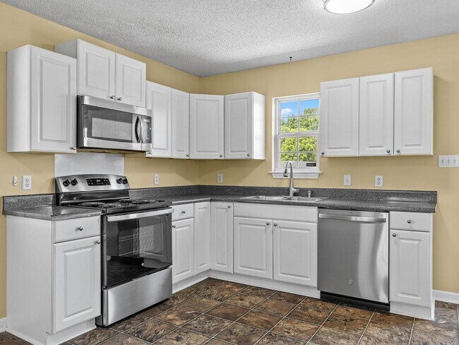 Building Photo - 402 McFall Ct