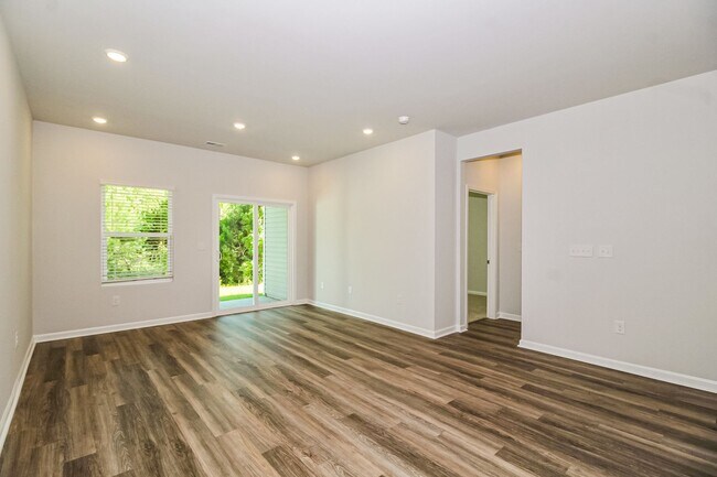 Building Photo - New Townhouse - Coming Soon!!!