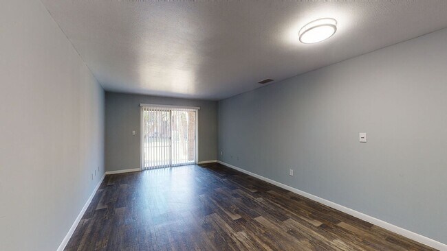 Interior Photo - Heritage at Temple Terrace - One of a kind living experience