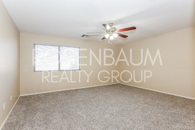 Building Photo - Beautiful 3-bedrooms, 2-baths home nestled...