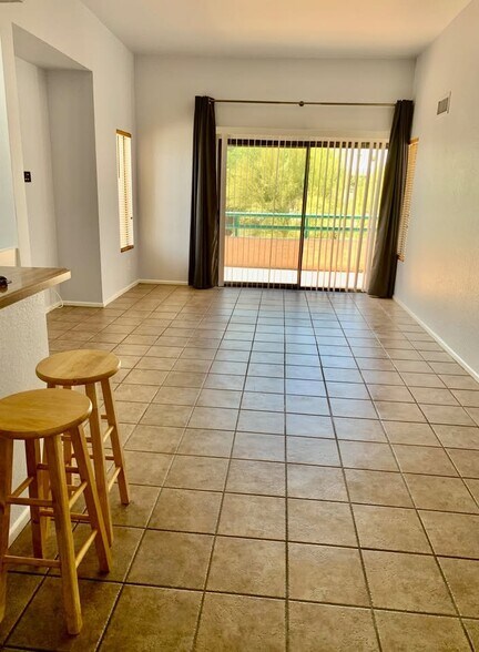 Building Photo - 7953 E Colette Cir