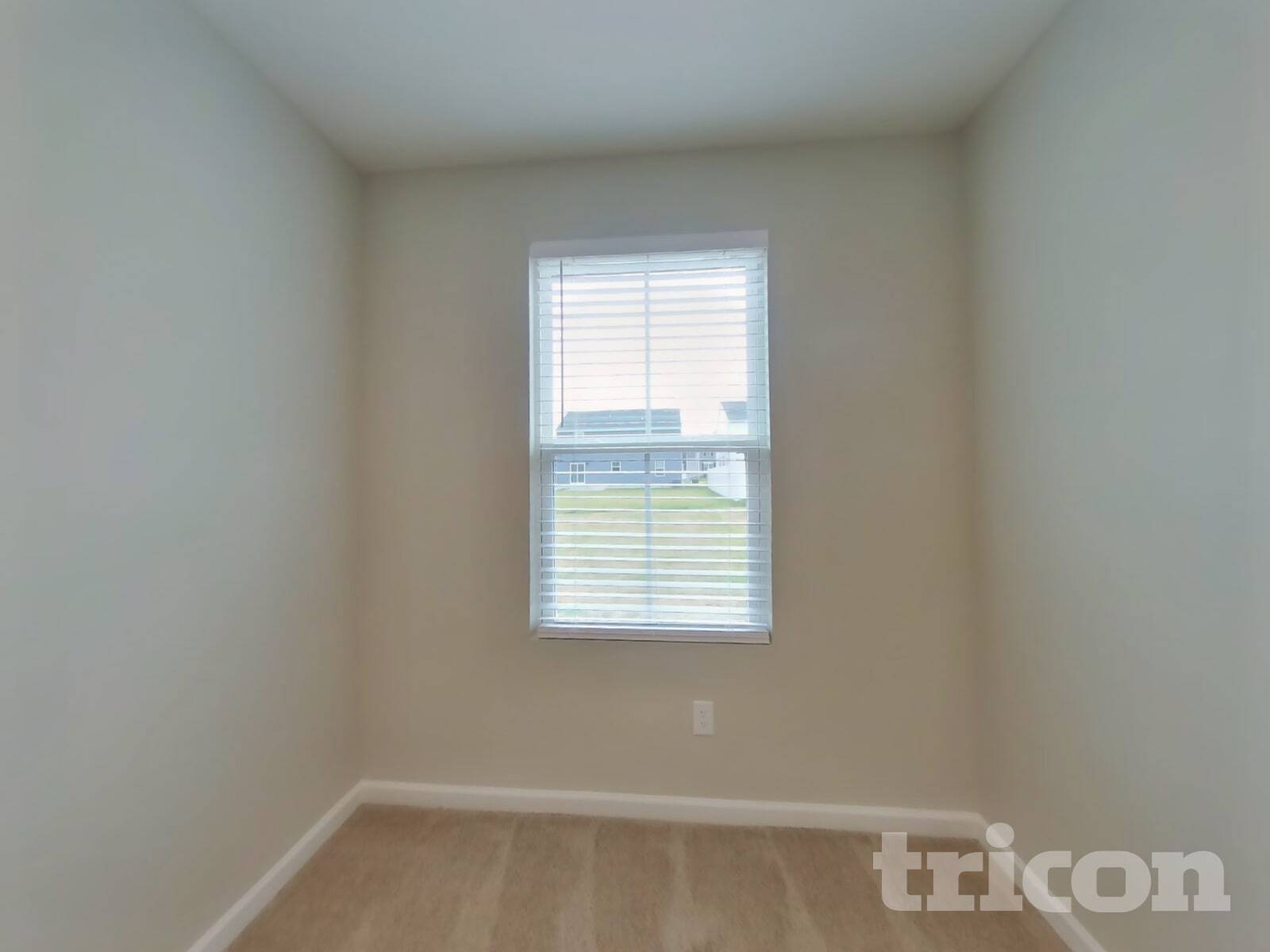 Building Photo - 1082 Suffolk Ln