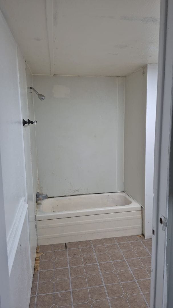 Building Photo - Mobile Home