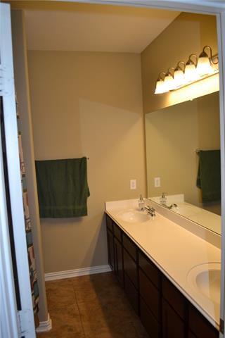Building Photo - 1708 Glen Aerie Dr