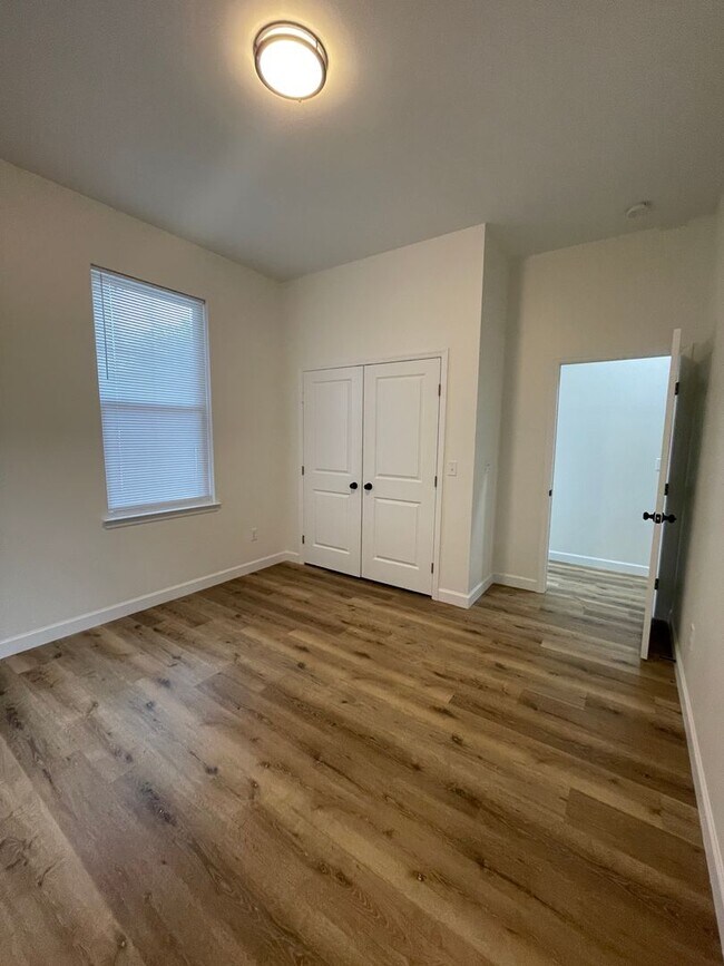 Building Photo - Charming Remodeled Home in Chattanooga